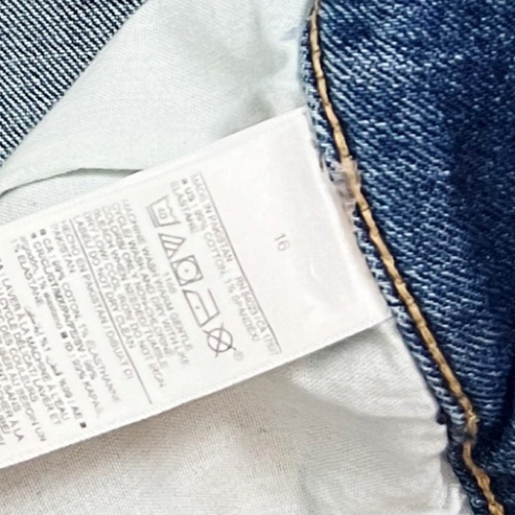 NWT Old Navy Curvy High Waisted OG Straight Leg Ripped Jeans - Picture 9 of 9